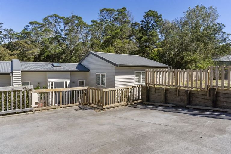 Photo of property in 35a Taurus Crescent, Beach Haven, Auckland, 0626