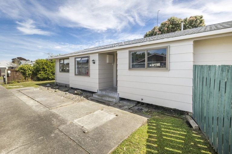 Photo of property in 6 Marybank Mews, Highbury, Palmerston North, 4412