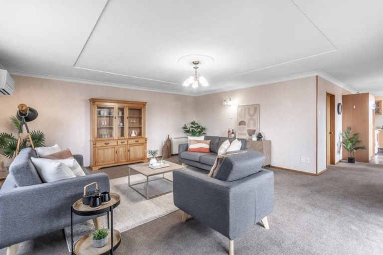 Photo of property in 37 Renfrew Street, Waikiwi, Invercargill, 9810