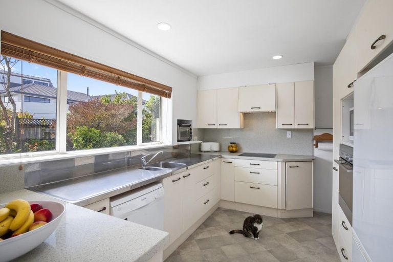 Photo of property in 18c Devon Road, Bucklands Beach, Auckland, 2012