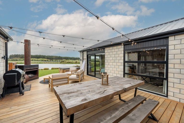 Photo of property in 19 Carex Grove, Foxton Beach, Foxton, 4815