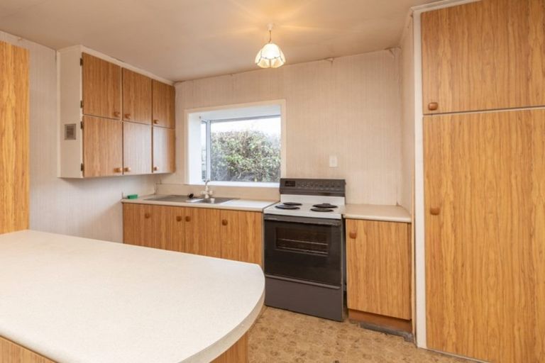 Photo of property in 406 Main North Road, Redwood, Christchurch, 8051