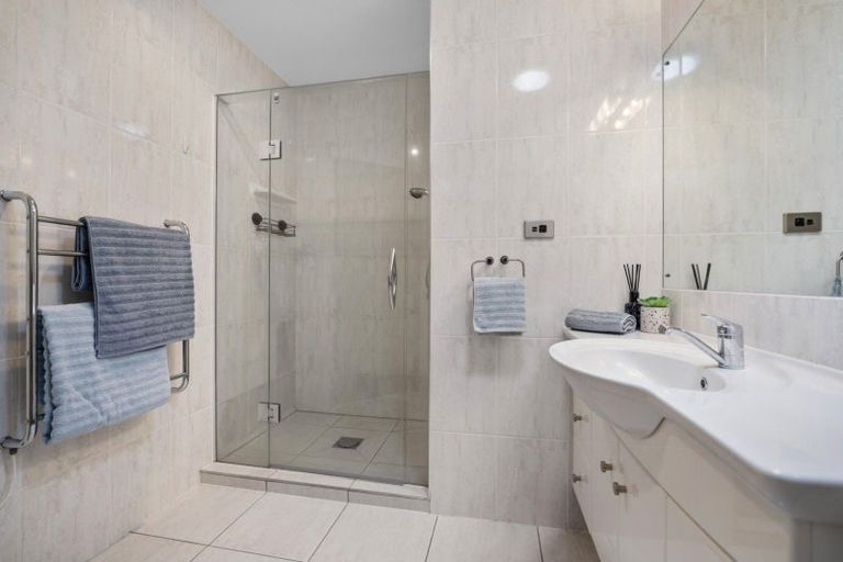 Photo of property in 25 La Cumbre Close, Bethlehem, Tauranga, 3110