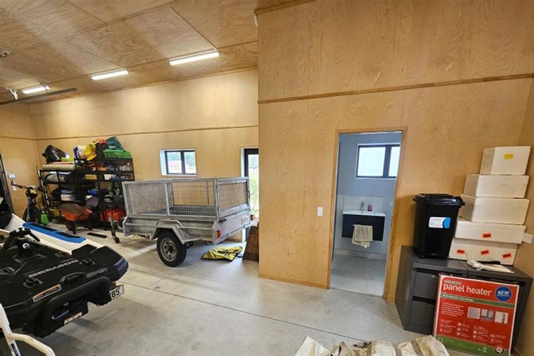Photo of property in 100 Kopani Road, Matarangi, 3592