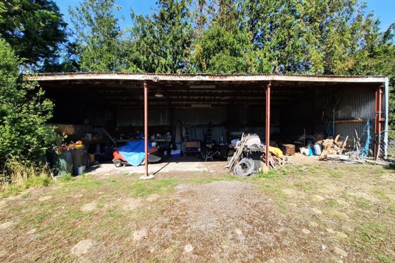 Photo of property in 29 Berwick Road, Clarendon, Outram, 9073