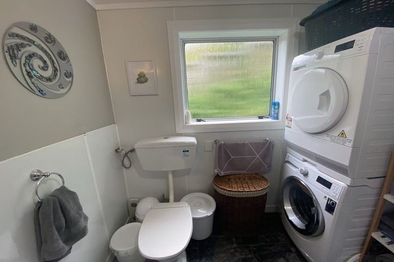 Photo of property in 7 Onepoto Road, Titahi Bay, Porirua, 5022