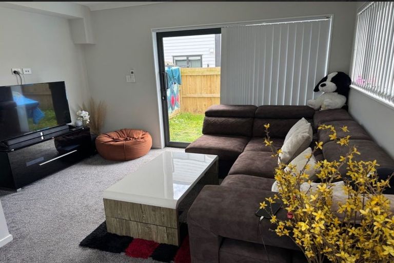 Photo of property in 17e Brightwell Street, Papakura, 2110