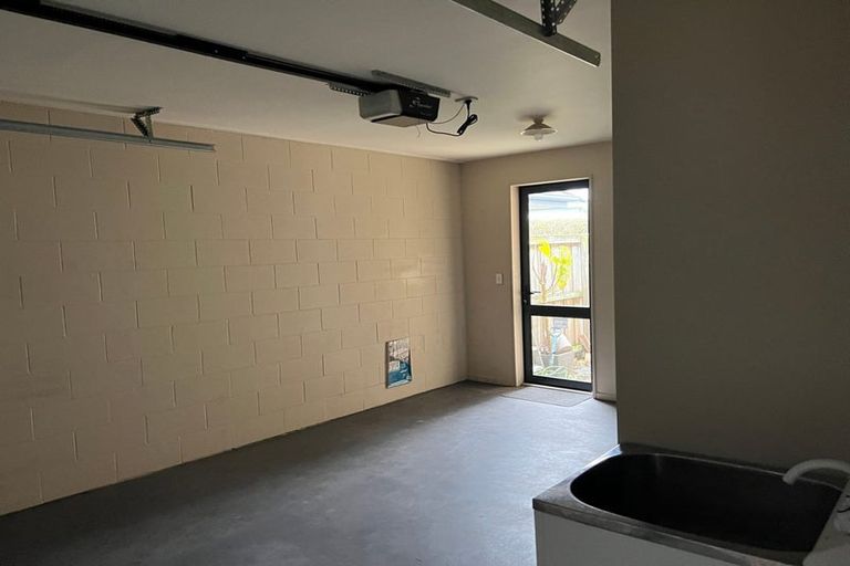 Photo of property in 3/13 Hobson Street, Woolston, Christchurch, 8023