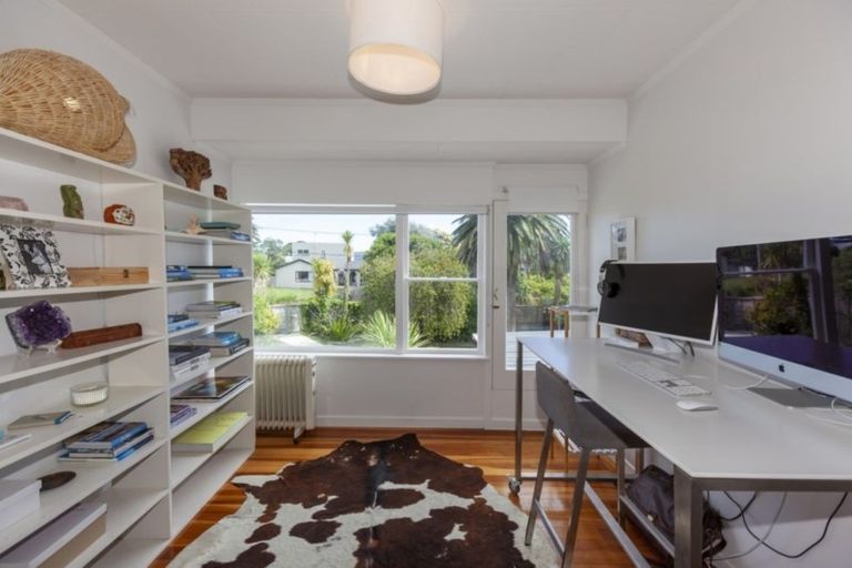 Photo of property in 62 Manly Street, Paraparaumu Beach, Paraparaumu, 5032