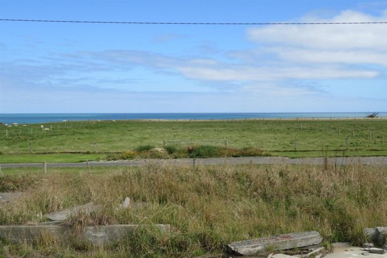 Photo of property in 30 Surrey Street, Orepuki, Riverton, 9881