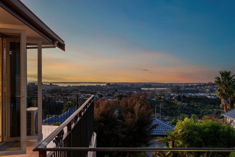 Photo of property in 19 La Cumbre Close, Bethlehem, Tauranga, 3110