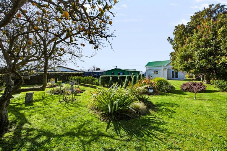 Photo of property in 22 Fitzroy Street, Normanby, Hawera, 4614