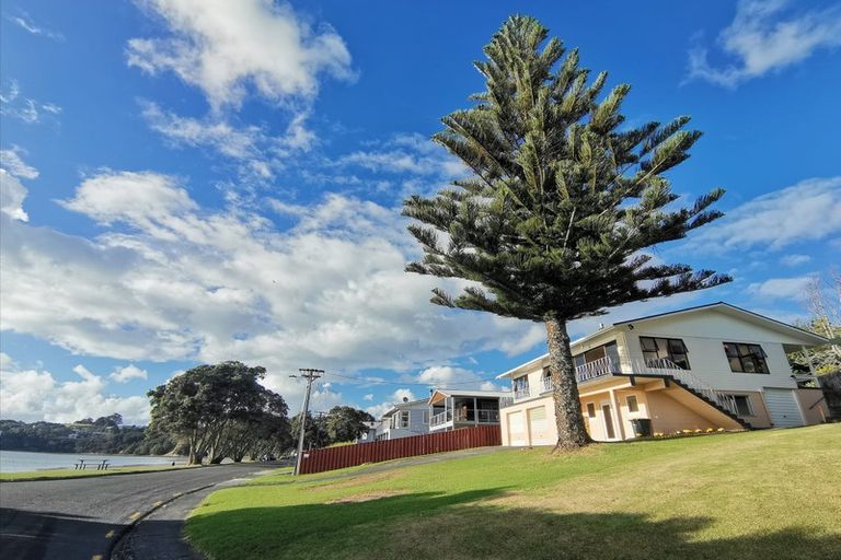 Photo of property in 29 Dalton Road, Snells Beach, 0920