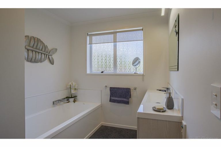 Photo of property in 24b Orielton Place, Gleniti, Timaru, 7910