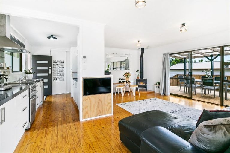 Photo of property in 8 Karaka Road, Whenuapai, Auckland, 0618