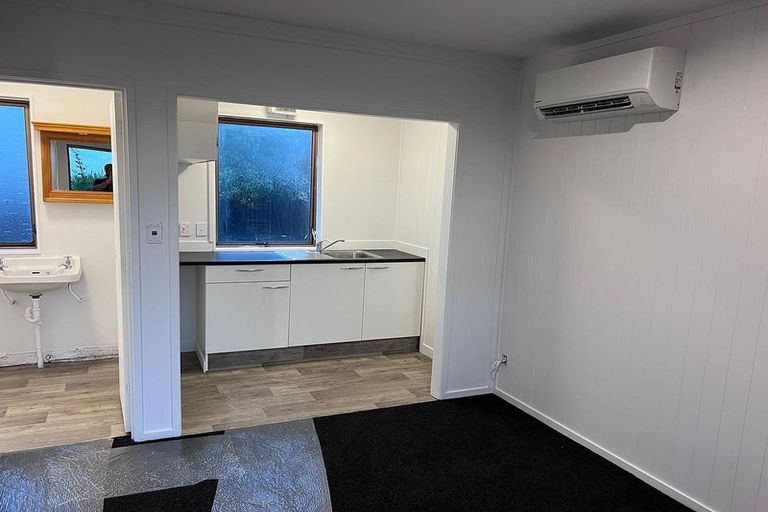 Photo of property in 1/382 Main Road North, Bay View, Napier, 4104