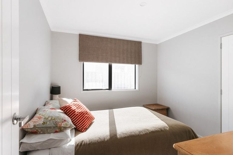 Photo of property in 16 Traverse Lane, Omokoroa, 3114