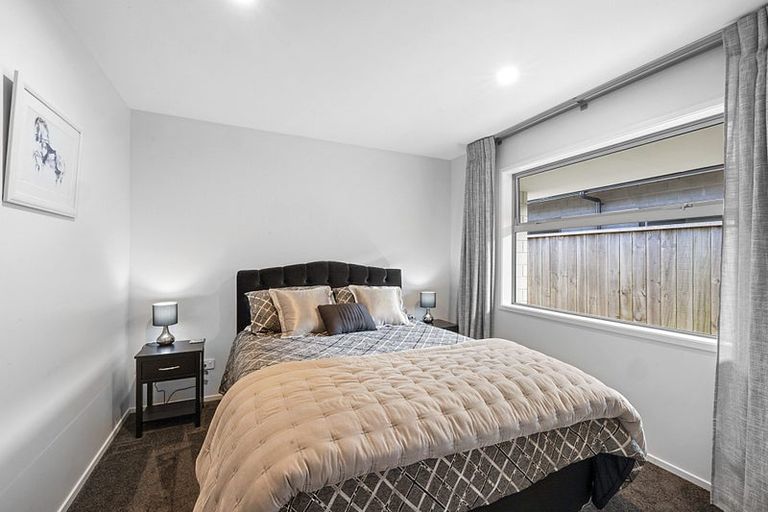 Photo of property in 7 Tupare Place, Highlands Park, New Plymouth, 4312