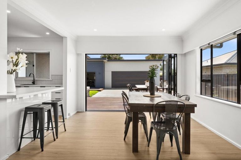 Photo of property in 35 Flanders Avenue, Onekawa, Napier, 4110