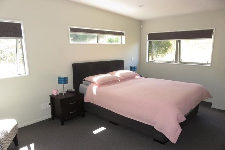 Photo of property in 30b Erlestoke Crescent, Churton Park, Wellington, 6037