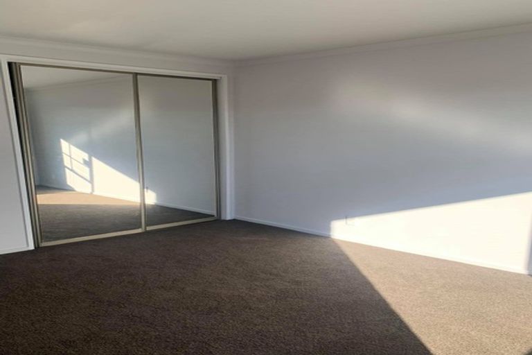 Photo of property in 2/3 Pinedale Lane, Linwood, Christchurch, 8062