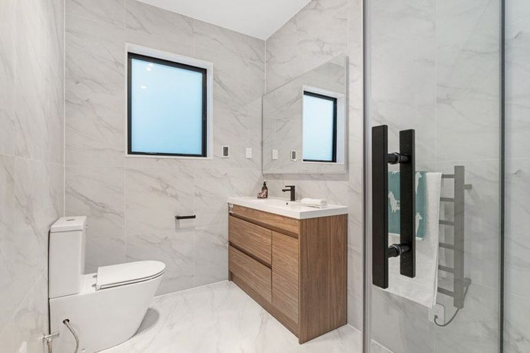 Photo of property in 3 Hato Road, Hobsonville, Auckland, 0616