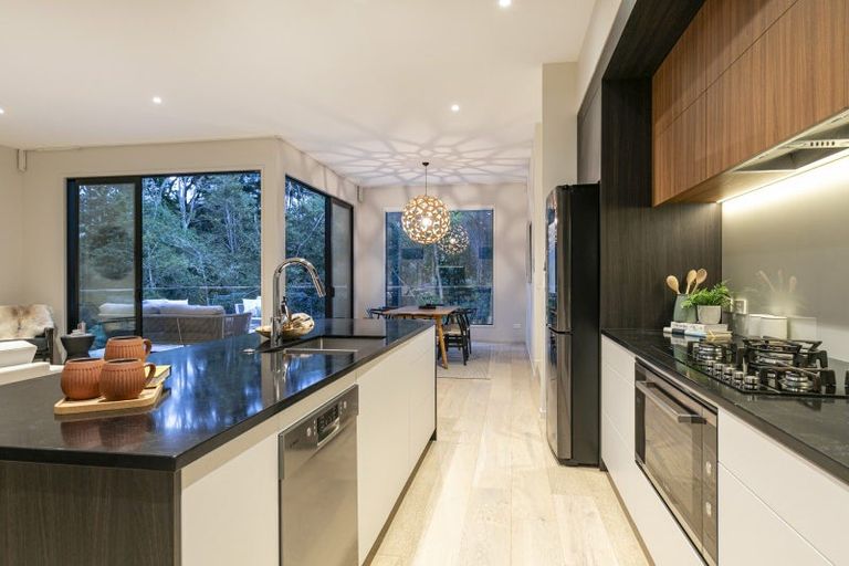 Photo of property in 21b Churchouse Road, Greenhithe, Auckland, 0632