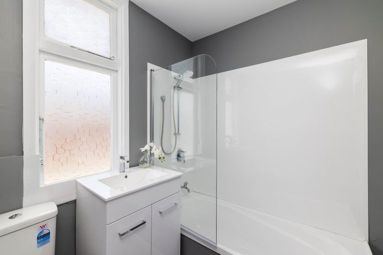 Photo of property in 52 Laurence Street, Waltham, Christchurch, 8011