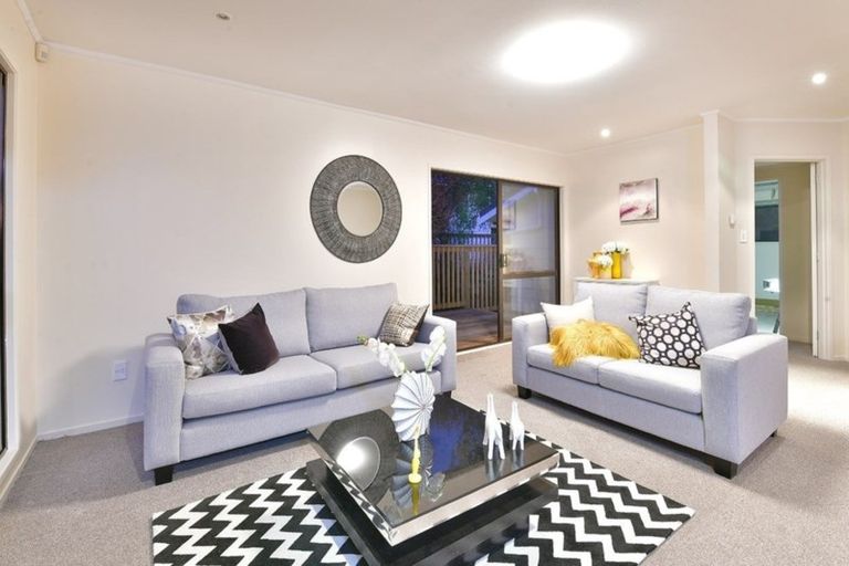 Photo of property in 73 Arran Road, Browns Bay, Auckland, 0630