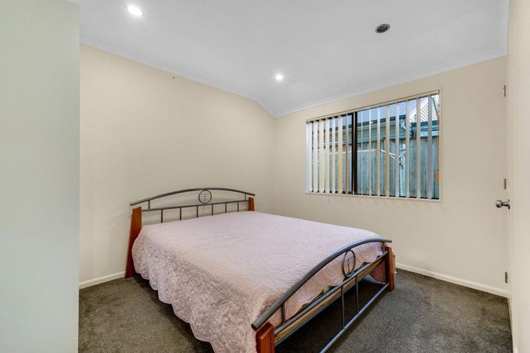 Photo of property in 8 Omana Road, Papatoetoe, Auckland, 2025
