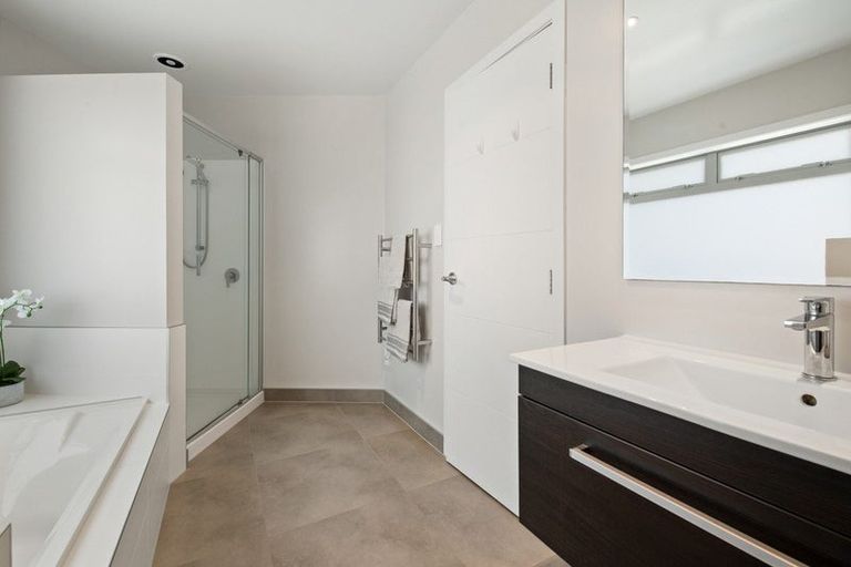 Photo of property in 160 Torkar Road, Clarks Beach, 2122