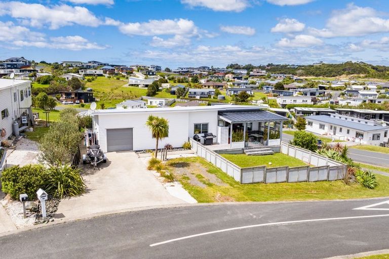 Photo of property in 14 Parklands Avenue, Mangawhai Heads, Mangawhai, 0505