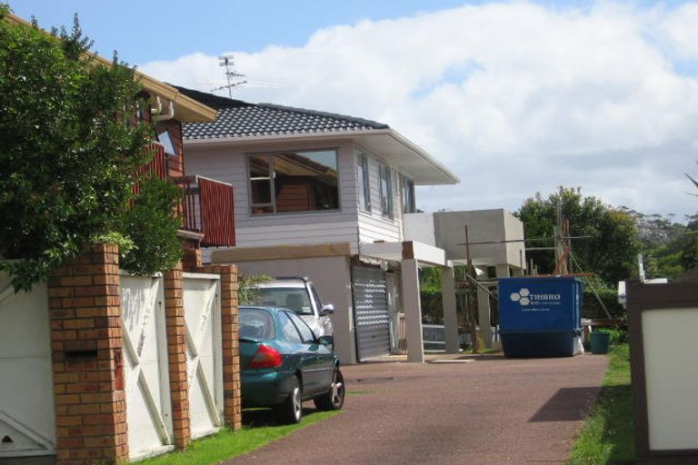 Photo of property in 2/150 Beach Road, Campbells Bay, Auckland, 0630