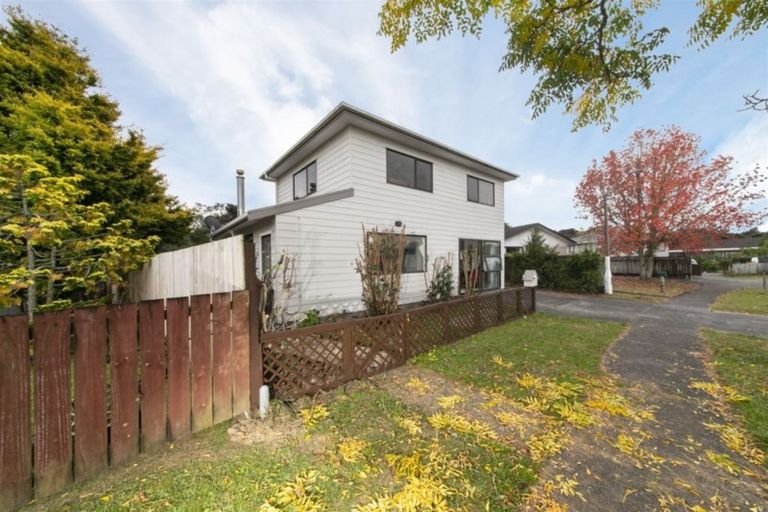 Photo of property in 30 Arodella Crescent, Ranui, Auckland, 0612