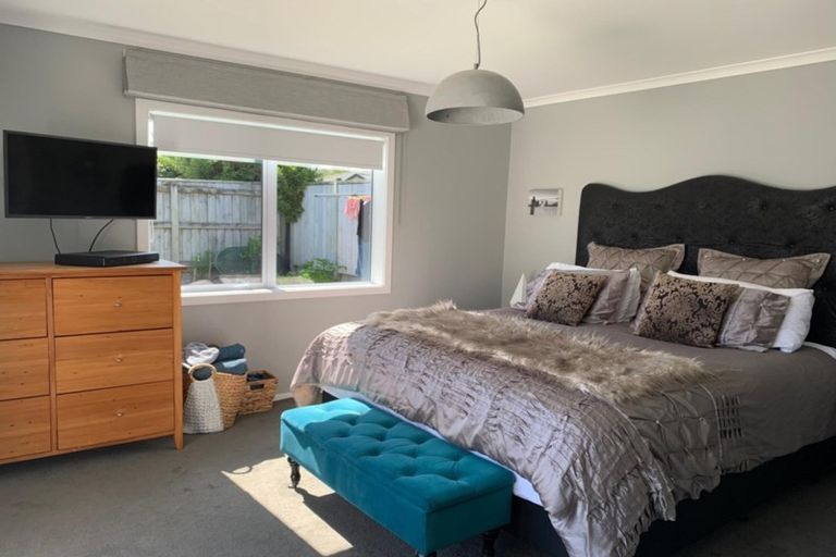 Photo of property in 7d Royal Heights, Glen Avon, New Plymouth, 4312