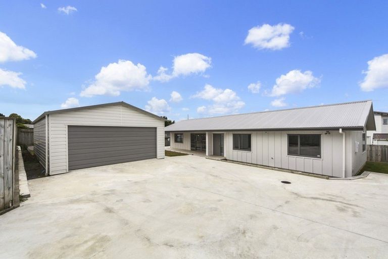 Photo of property in 24 Poplar Grove, Feilding, 4702