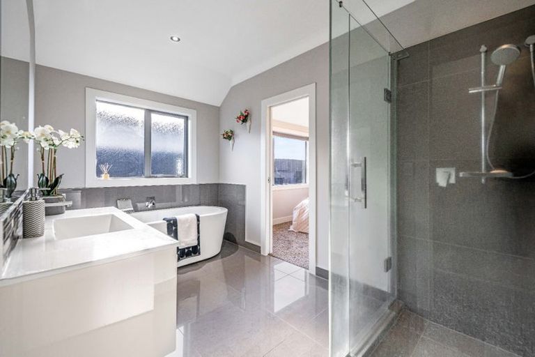 Photo of property in 160 Cumberland Drive, Flagstaff, Hamilton, 3210