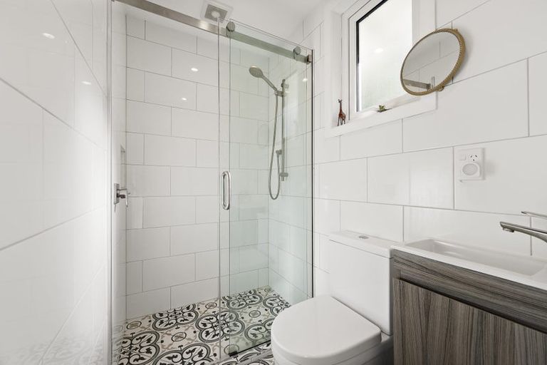 Photo of property in 64 Roseneath Terrace, Roseneath, Wellington, 6011