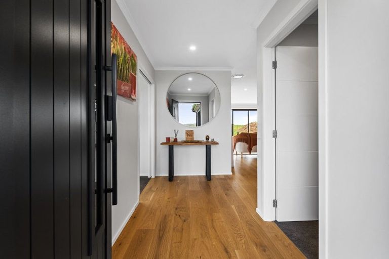 Photo of property in 61 Tennants Road, Bulls, 4894