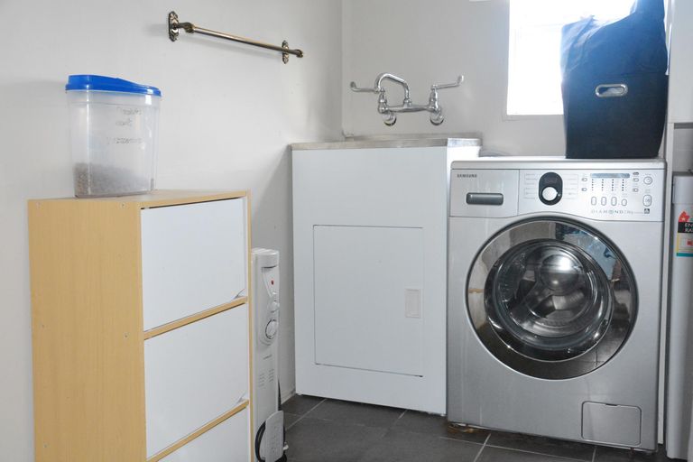 Photo of property in 37 Allan Road, Burgess Park, New Plymouth, 4371