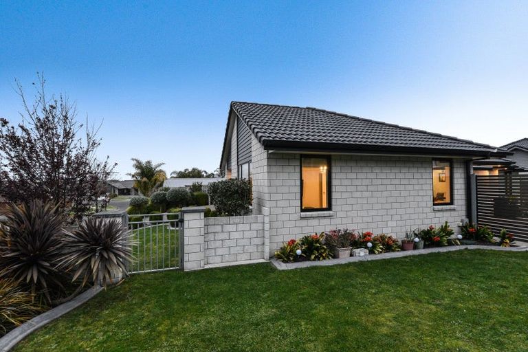 Photo of property in 3 Northbrook Glen, Flagstaff, Hamilton, 3210