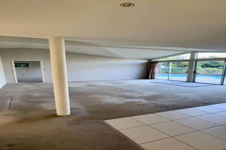 Photo of property in 29 Glenelg Road, Red Beach, 0932