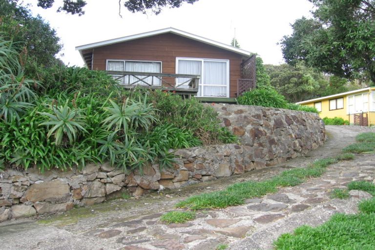 Photo of property in 17 Urquharts Bay Road, Whangarei Heads, 0174