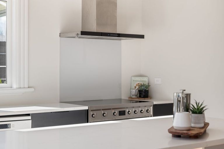 Photo of property in 95b Waikawa Road, Picton, 7220