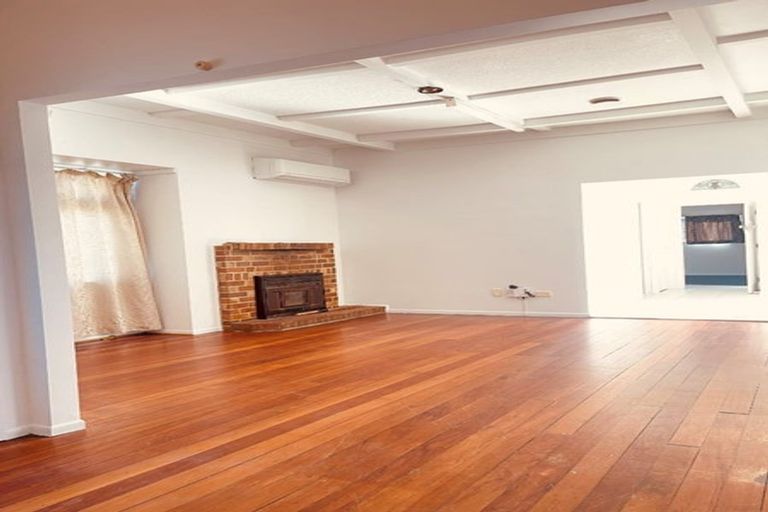 Photo of property in 1/39 Weymouth Road, Manurewa, Auckland, 2102