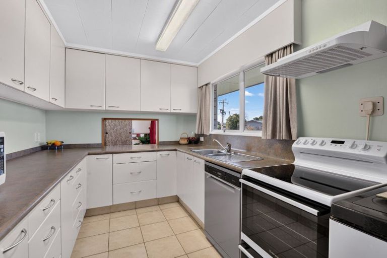 Photo of property in 13 Blenheim Street, Taradale, Napier, 4112