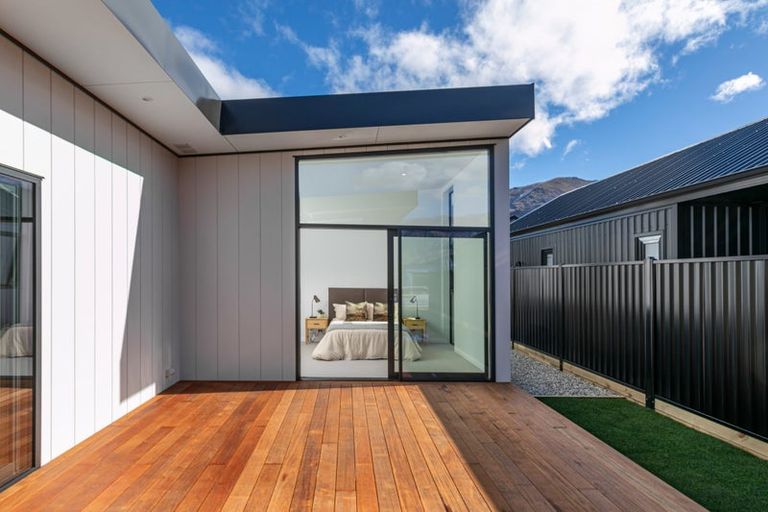 Photo of property in 7 Barton Street, Lake Hawea, 9382