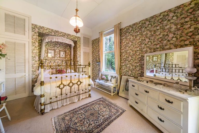 Photo of property in 185 Glenmore Street, Kelburn, Wellington, 6012