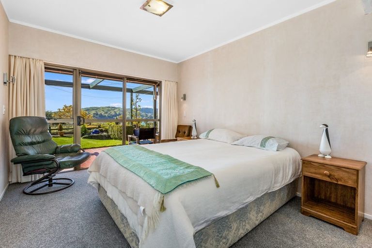 Photo of property in 36 Leeward Drive, Whitby, Porirua, 5024