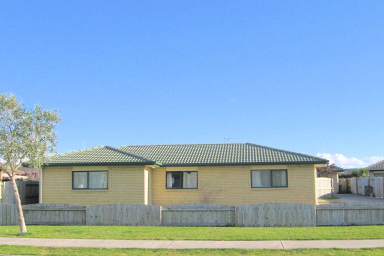 Photo of property in 36 Katerini Grove, Papamoa Beach, Papamoa, 3118